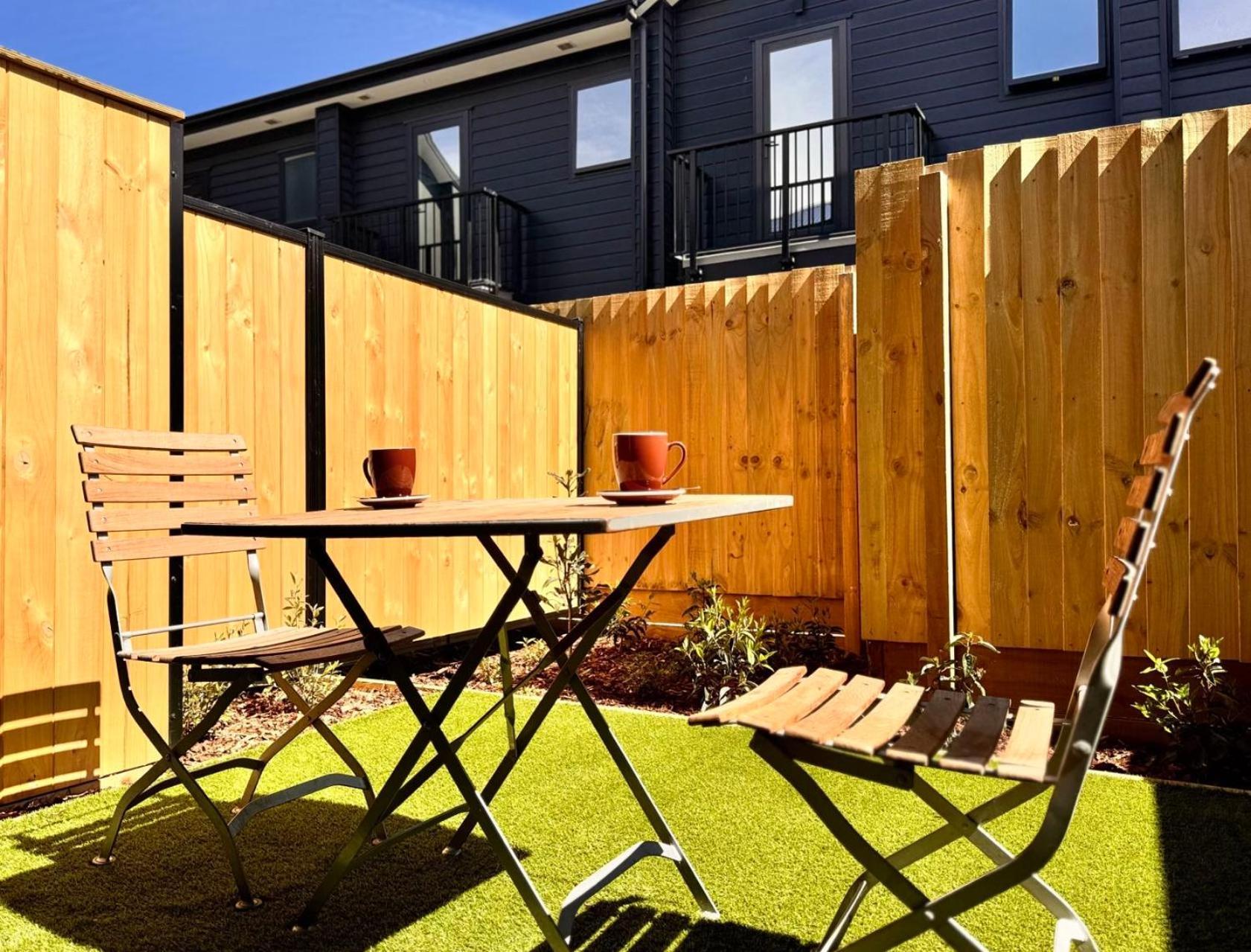 Central Christchurch Heartstay Studio Экстерьер фото